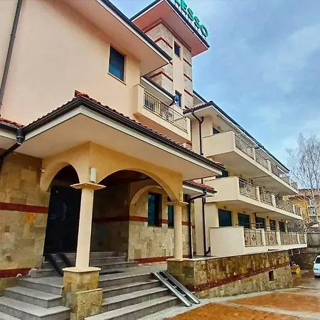 Apartman Complex-lesso Ravda