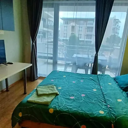 Complex-lesso Apartman Ravda