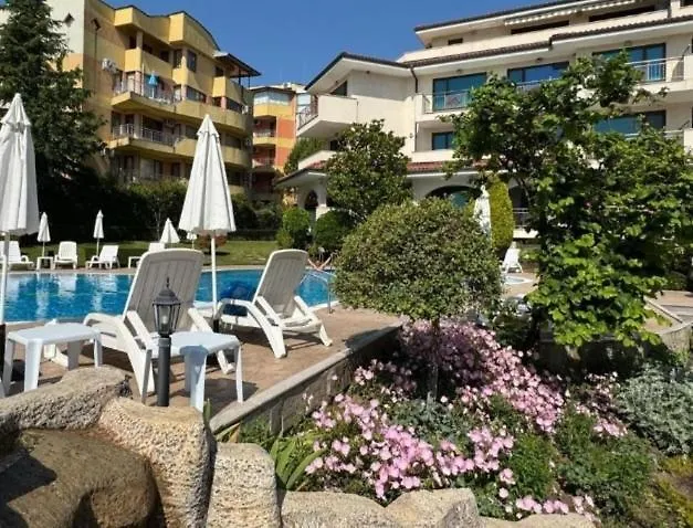 Apartman Complex-lesso *