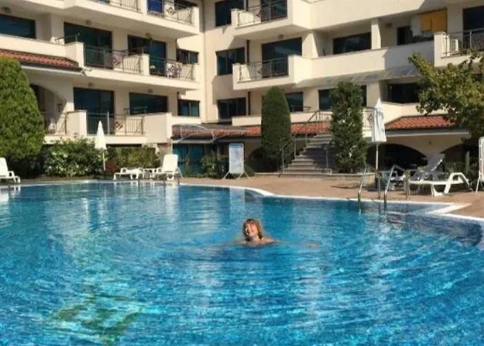 Complex-lesso Apartman