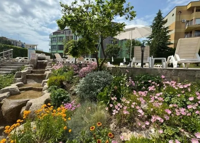 Complex-lesso Apartman Ravda