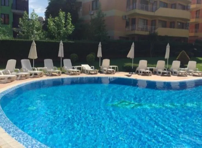 Complex-lesso Apartman